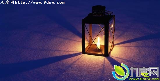 Windows 7官方推出圣诞节主题包“节日彩灯”(Holiday Lights)