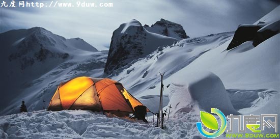 微软Windows 7新官方主题包《雪上运动》