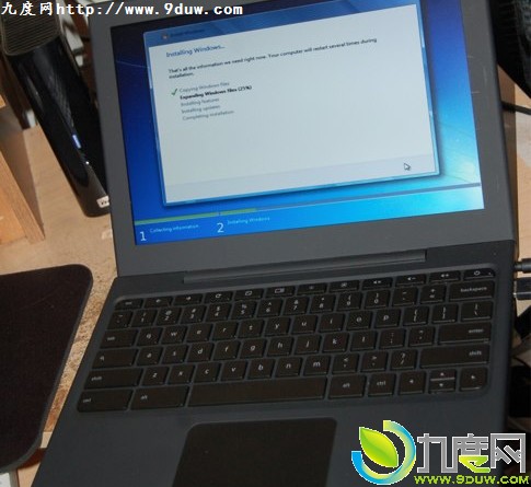 谷歌Cr-48笔记本被破解 可装Linux、MAC OS、Win7系统