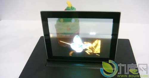 友达光电展示65寸3D整合偏光式互动液晶电视