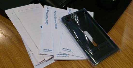 诺基亚正式发布港版Lumia 800及Luima 710