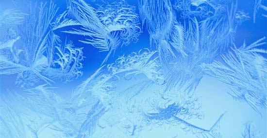Windows 7官方桌面主题《雪霜》