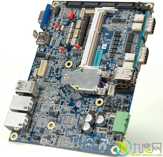 威盛发布首款Android 2.2系统x86主板EITX-3002