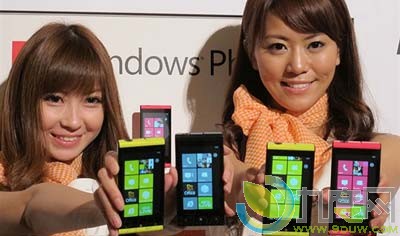 富士通首款WP7.5手机发布：型号