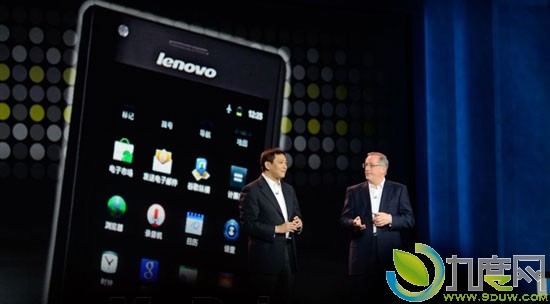 联想推出全球首款Intel平台Android手机K800