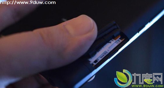 索尼发布全新Android 4.0高端旗舰手机Xperia TL
