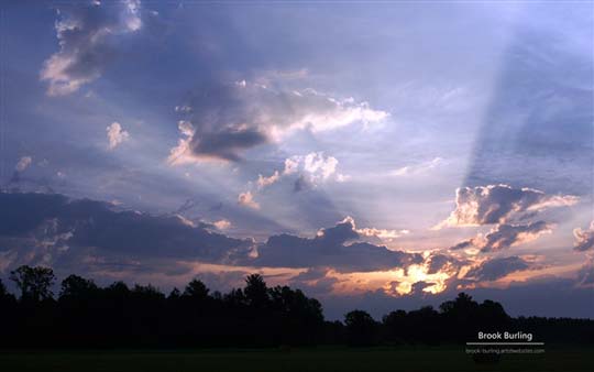 Win7/Win8官方通用桌面主题《七彩天空》（Painted Skies）
