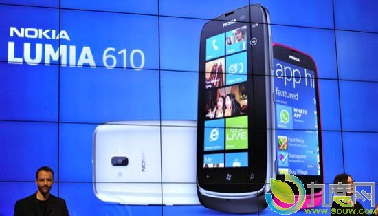 诺基亚Windows Phone新机Lumia 610发布 售价189欧元