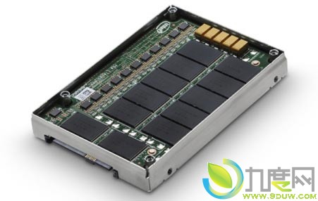 日立发布全球首款25nm企业级固态硬盘“Ultrastar SSD400S.B”