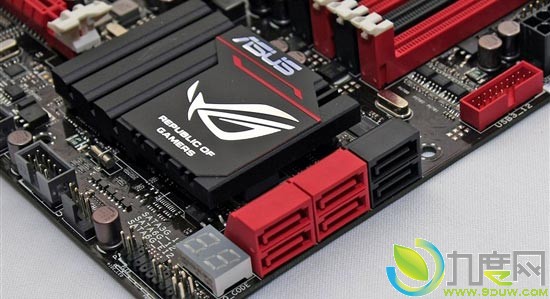 华硕Z77玩家国度主板ROG M5G亮相
