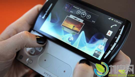 索尼发布Xperia Play手机Android 4.0 ROM测试版