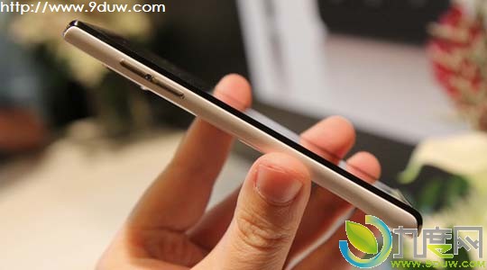 华为7.69mm双核超薄Android 4.0智能手机Ascend P1 S开订：售价3099元