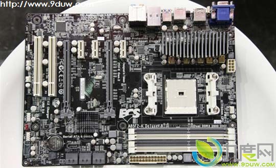 ECS精英Trinity APU主板A85F-A Deluxe亮相
