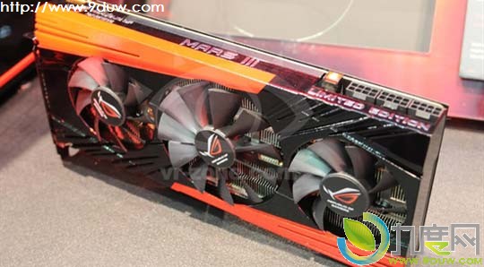 华硕展示双GTX 680 8GB GDDR5显卡