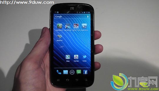中兴在英国发布4.3寸Android4.0智能手机Grand X