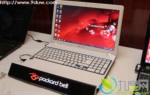 Packard Bell在欧洲发售新款社交网络笔记本EasyNote TE