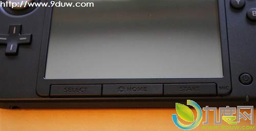 任天堂在美国正式开售新3DS XL游戏机