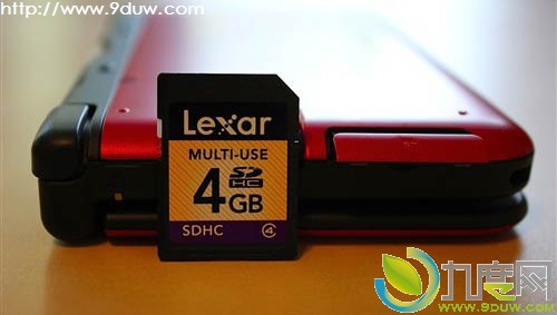 任天堂在美国正式开售新3DS XL游戏机
