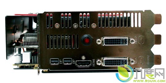 迪兰发布自家双芯HD7990 Devil 13显卡：12+2+2相供电