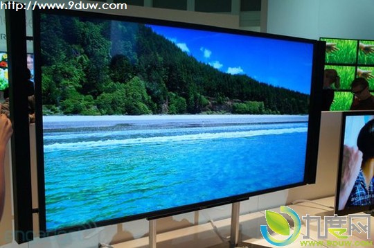 索尼发布自家首款4K电视XBR-84X900：支持3D播放功能，分辨率为3840x2160