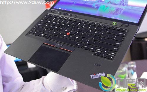 联想公布全球轻薄Thinkpad X1 Carbon超极本：8月21开卖+1399美元起