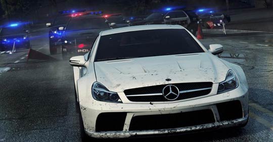 EA官方公布多张《极品飞车17：最高通缉》警车追逐截图
