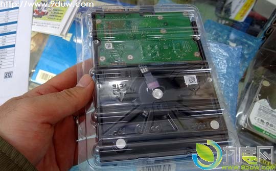 希捷推128MB缓存Constellation®ES.3系列硬盘