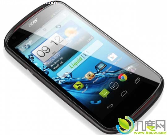 Acer推中端双核Android 4.1.1智能手机Liquid E1