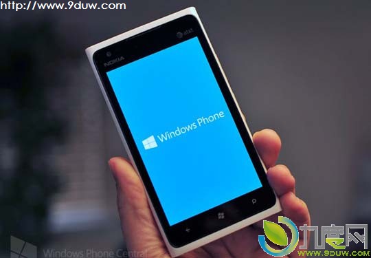 AT&T版诺基亚Lumia 900从1月30号开始获官方Windows Phone 7.8更新