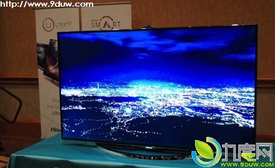 海信展示110英寸4K级Google TV智能3D电视