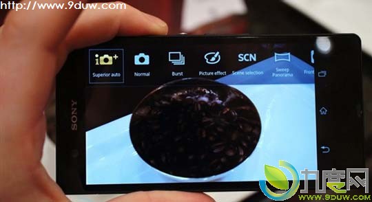 索尼发两款5寸1080p四核旗舰手机:Xperia Z（L36h）和Xperia ZL（L35h）