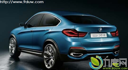 宝马新款轿跑型SUV（X4）亮相