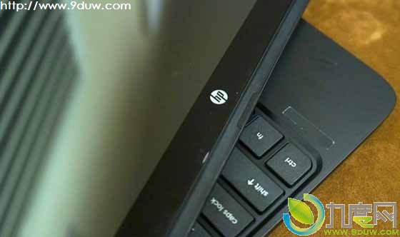 惠普13英寸Windows 8便携本Split X2和首款Tegra 4处理器Android混合平板SlateBook X2真机图赏