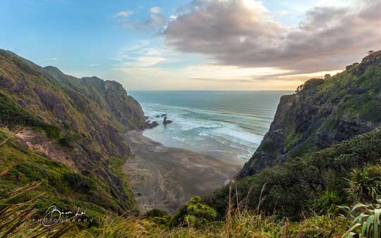 微软发布风景类Win7/Win8官方主题:《北岛》（North Island）