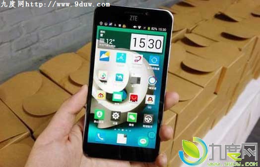 1699元！最快4G手机中兴天机Grand S II发布