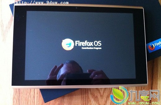 首款搭载Firefox OS系统平板InFocus New tab F1真机图赏