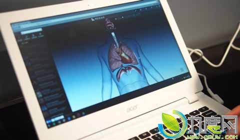 电池续航13小时！宏碁Chromebook 13笔记本电脑发布