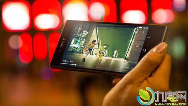 全球首款4K屏手机索尼Xperia Z5尊享版开卖!拍照非常出色