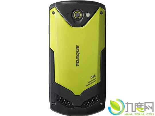 KDDI发布全球首款防海水Android智能手机Torque G02,拥有IPX5/IPX8等级防水性能