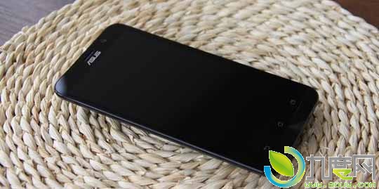 全球首款4GB内存手机ZenFone 2新推128GB版本