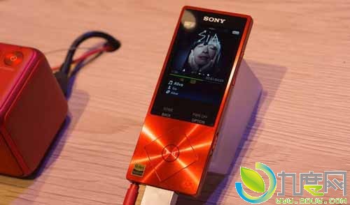 索尼发布全新Walkman音乐播放器A26：支持蓝牙耳机串流和NFC快速配对功能