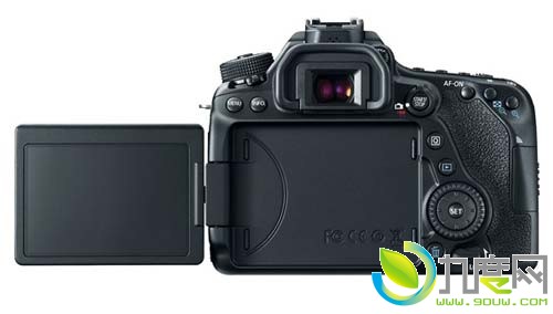 佳能发布APS-C画幅单反相机EOS 80D：45点十字对焦