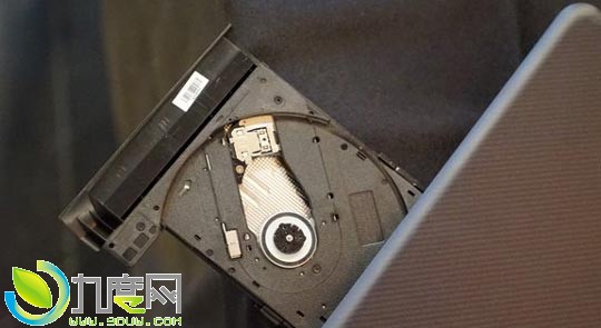 惠普发布全新OMEN品牌Win10游戏本：GTX 965M+第六代i7