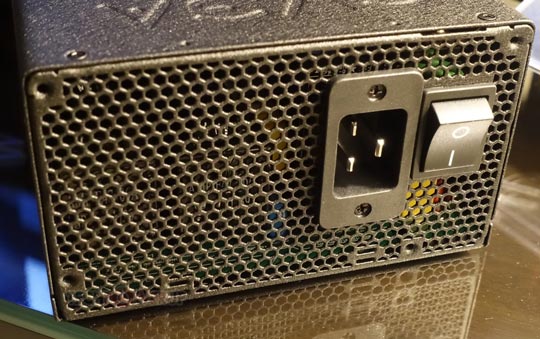 2200W！EVGA SuperNova 2200W P2电源发布：铂金80 Plus认证