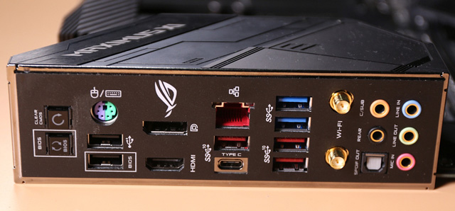 华硕ROG Maximus XI Hero（Wi-Fi）Z390电竞主板图赏!引入AI智能超频