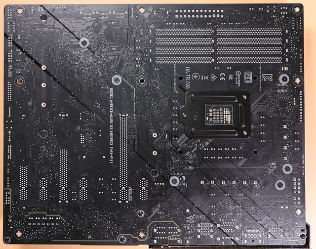 华硕ROG Maximus XI Hero（Wi-Fi）Z390电竞主板图赏!引入AI智能超频