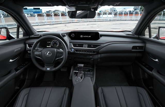 雷克萨斯全新SUV
