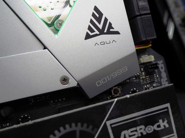 华擎发布限量版X570 AQUA主板：全身水冷设计