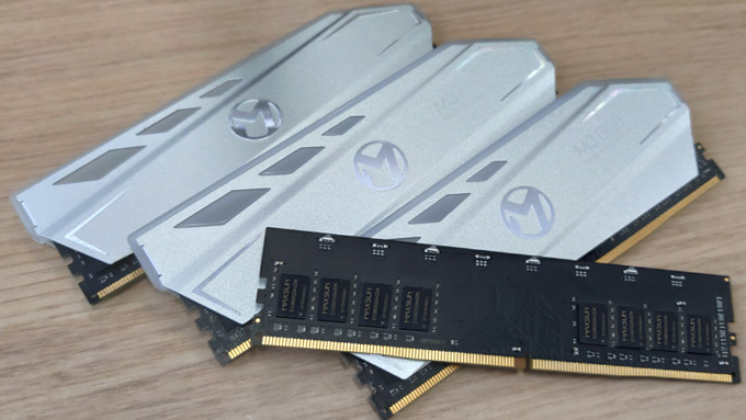 铭瑄发布复仇者系列32G DDR4内存：RGB加持