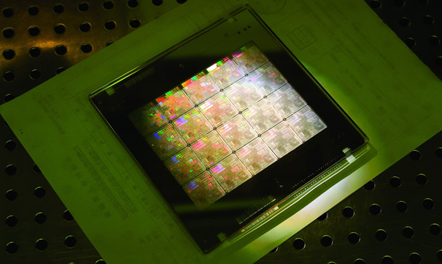 频率直飙5.3GHz！Intel全新十代酷睿处理器登场：性能比酷睿i9-9900K提升30%